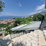 Josh Apartman Makarska