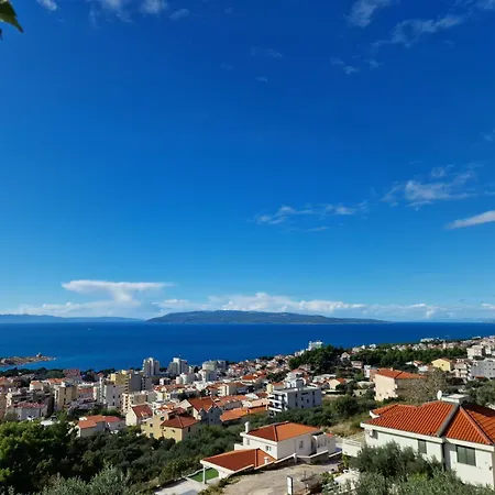 Josh Makarska